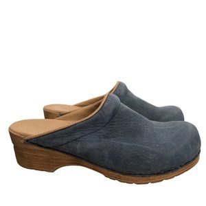 Sanita Women's Professional Mule Clog Size 40 9 Leather Blue